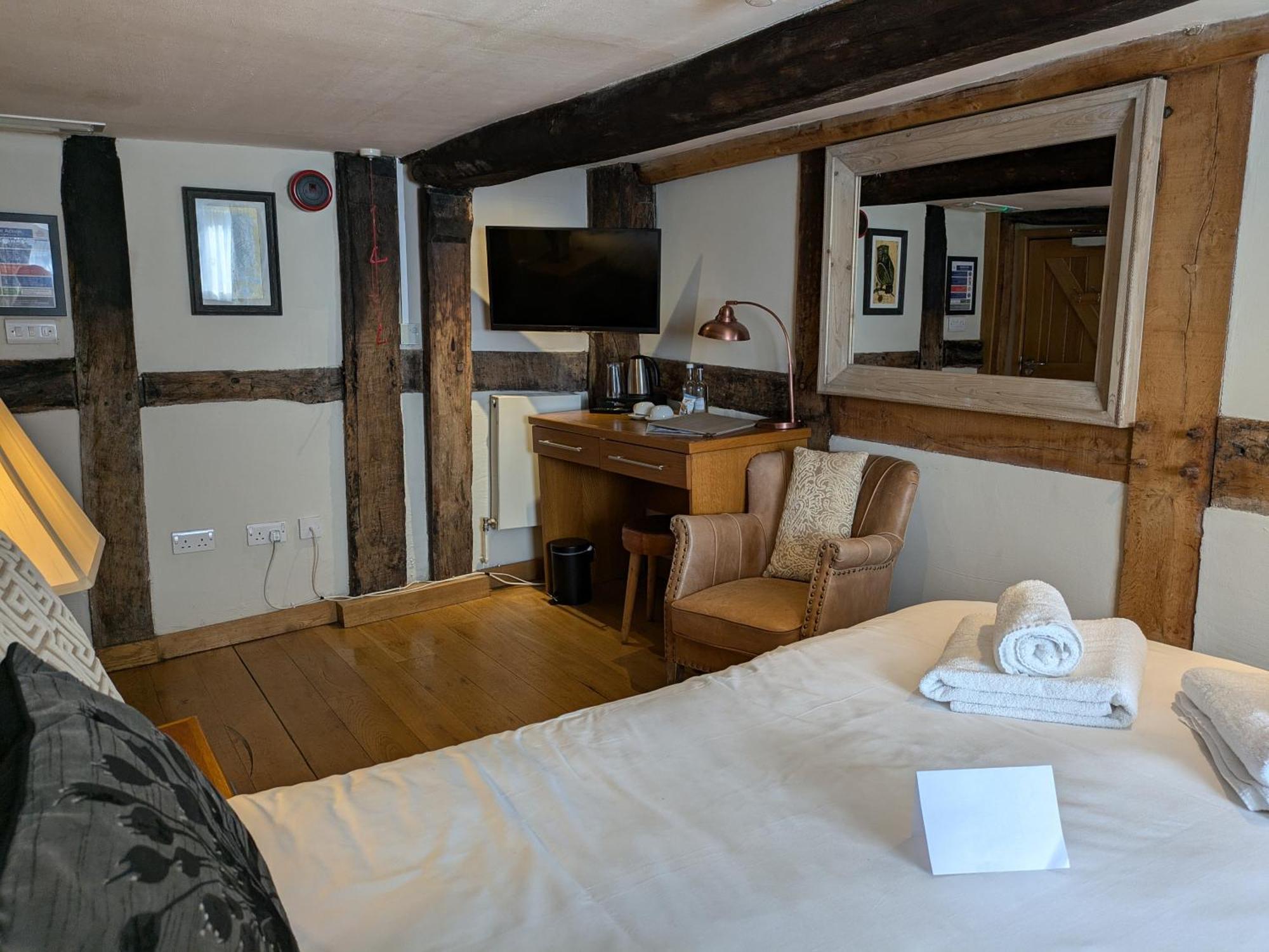 Hotel Seven Stars Ledbury Esterno foto