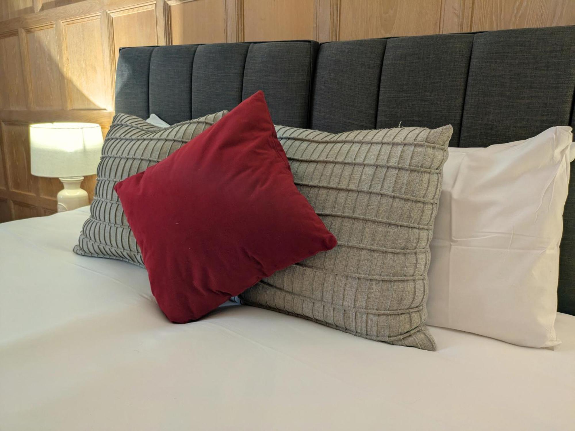 Hotel Seven Stars Ledbury Esterno foto