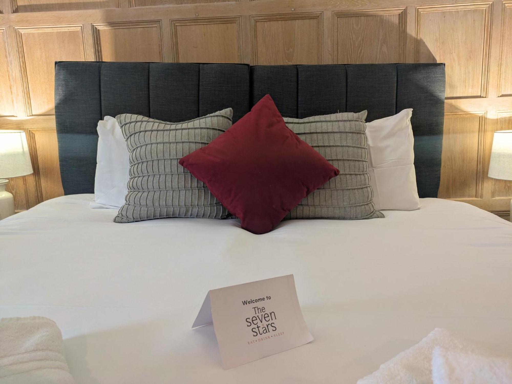 Hotel Seven Stars Ledbury Esterno foto